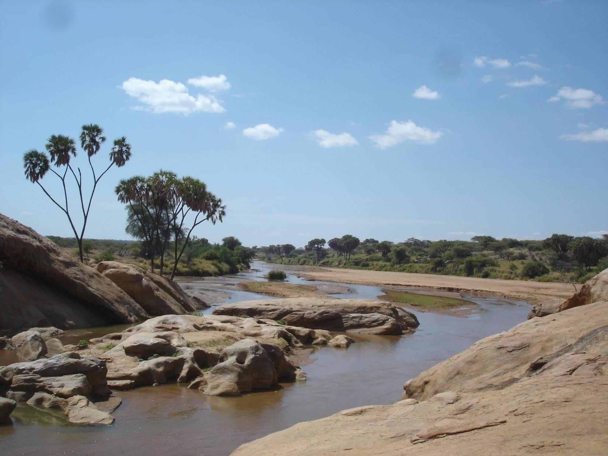 Sarova Shaba Game Lodge Archers Post Екстер'єр фото